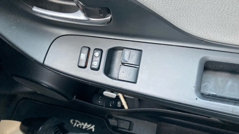 Toyota Yaris 1.5 Hybrid Icon Tech 5dr CVT Hybrid Hatchback